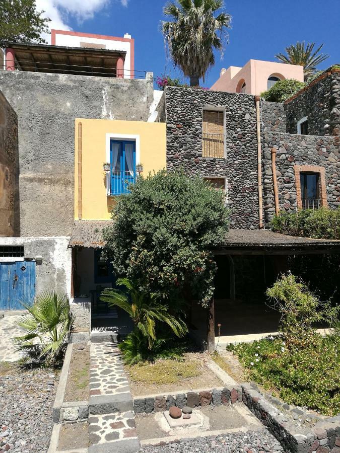 La Casa Di Via Lungomare Villa Santa Marina Salina Exterior photo